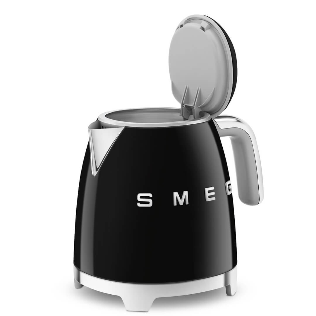 smeg-klf05bleu-mini-kettle-siyah-kettle-ve-su-isiticisi-smeg-1121-10-B.jpg
